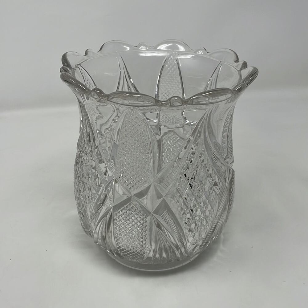 Vintage Early American Pressed Glass biscuit jar- without lid